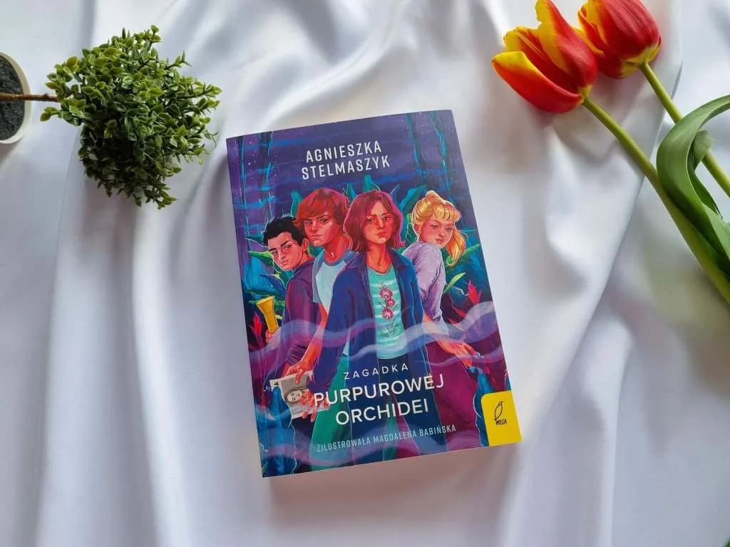 Zagadka Purpurowej Orchidei: Rozwiązanie, Które Zaskakuje