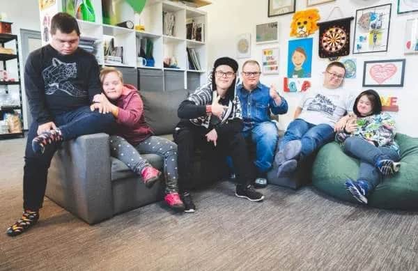 Samodzielne życie z zespołem Downa w Polsce: Realne szanse