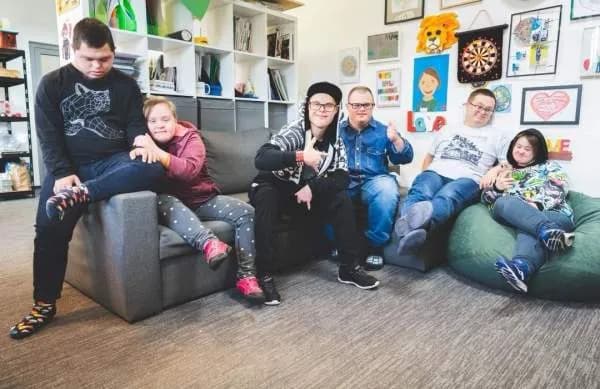 Samodzielne życie z zespołem Downa w Polsce: Realne szanse